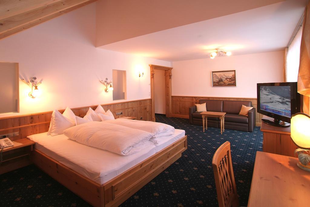 Hotel Fatlar Ischgl Room photo
