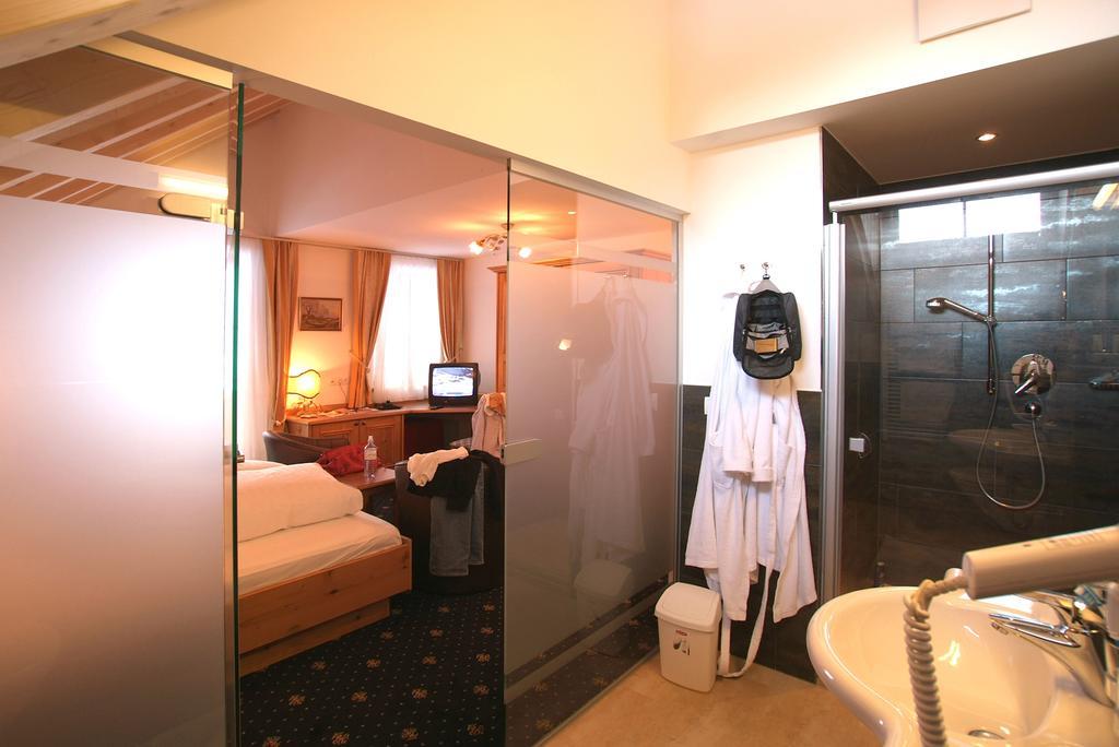 Hotel Fatlar Ischgl Room photo